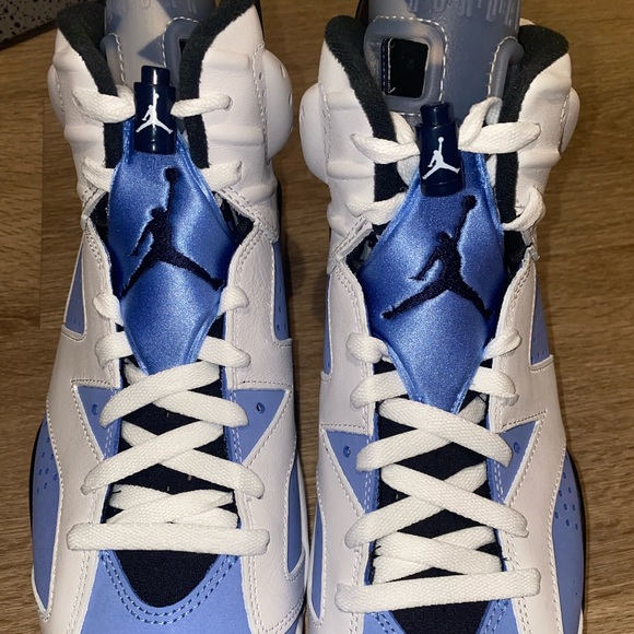 retro 6 unc 2022
